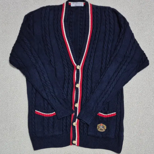 [BUNJANG] Burberry Crest Applique Knit Cardigan / 버버리 크레스트 와펜 니트 가디건