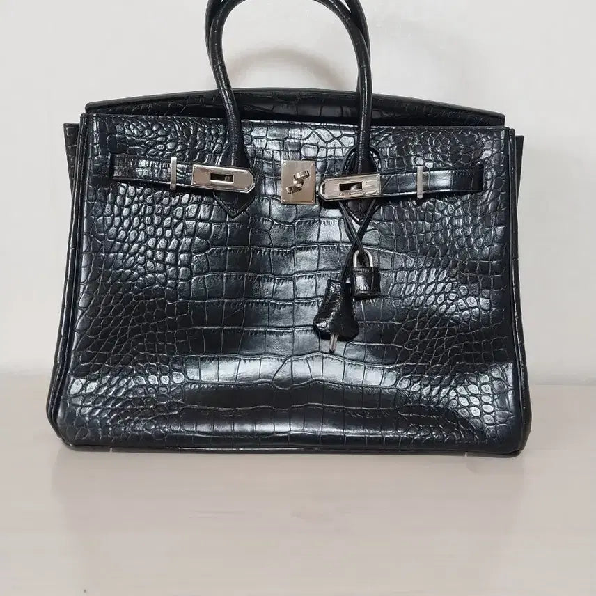 [BUNJANG] Black Crocodile Texture Leather Tote Bag / 블랙 크로커다일 텍스처 가죽 토트백