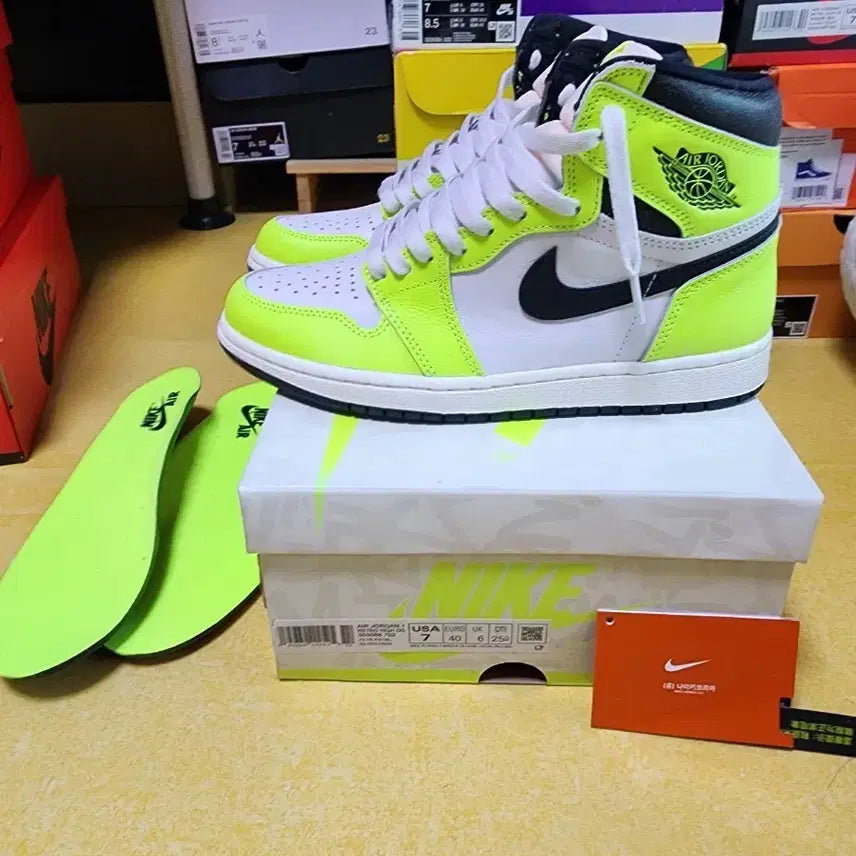 [BUNJANG] Nike Jordan 1 High Fluorescent / 나이키 조던 팝니다