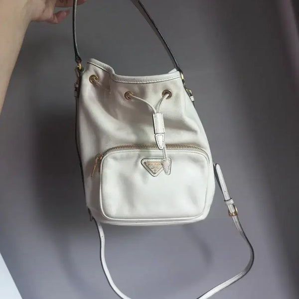 [BUNJANG] Prada Leather Bucket Bag White / 프라다 버킷백 가죽 화이트