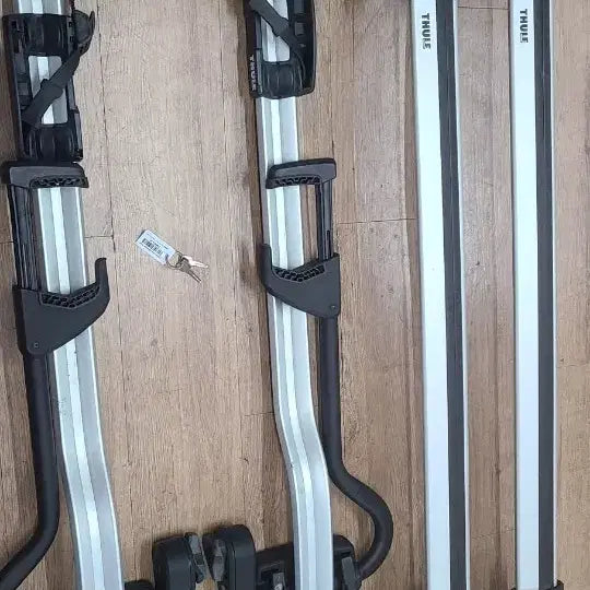 [BUNJANG] Thule Edge Flush Rail Bars + ProRide 598 Bike Carrier Set / 툴레 정풍 엣찌가로바 + 598 자전거 캐리어 2세트