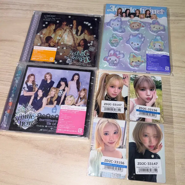 [BUNJANG] HATSUNE MIKU Vocaloid Hatsu to Hearts Japanese Album Iconic Heart - Jiwoo, Yuhna Bundle Set / 하츠투하츠 일본앨범 아이코닉하트 지우 유하 일괄
