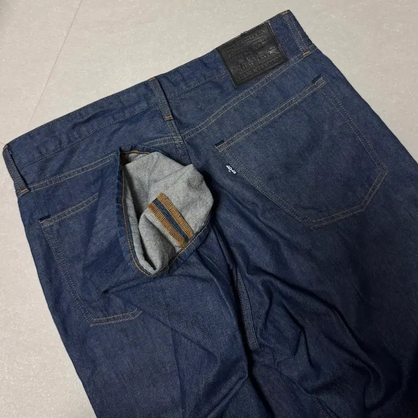 [BUNJANG] Levi's LMC Barrel Jeans Japan Made / 32) LEVIS LMC 배럴진 재팬메이드