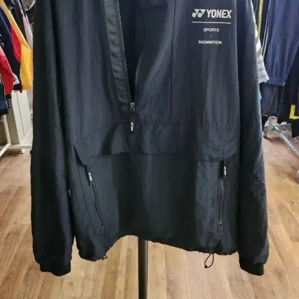 [BUNJANG] Yonex Badminton Anorak Windbreaker Black / 요넥스 배드민턴 아노락 바람막이 100 블랙