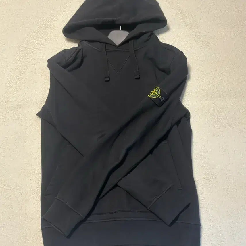 [BUNJANG] Stone Island Hooded Sweatshirt Black M / 스톤아일랜드 후드티 블랙 M