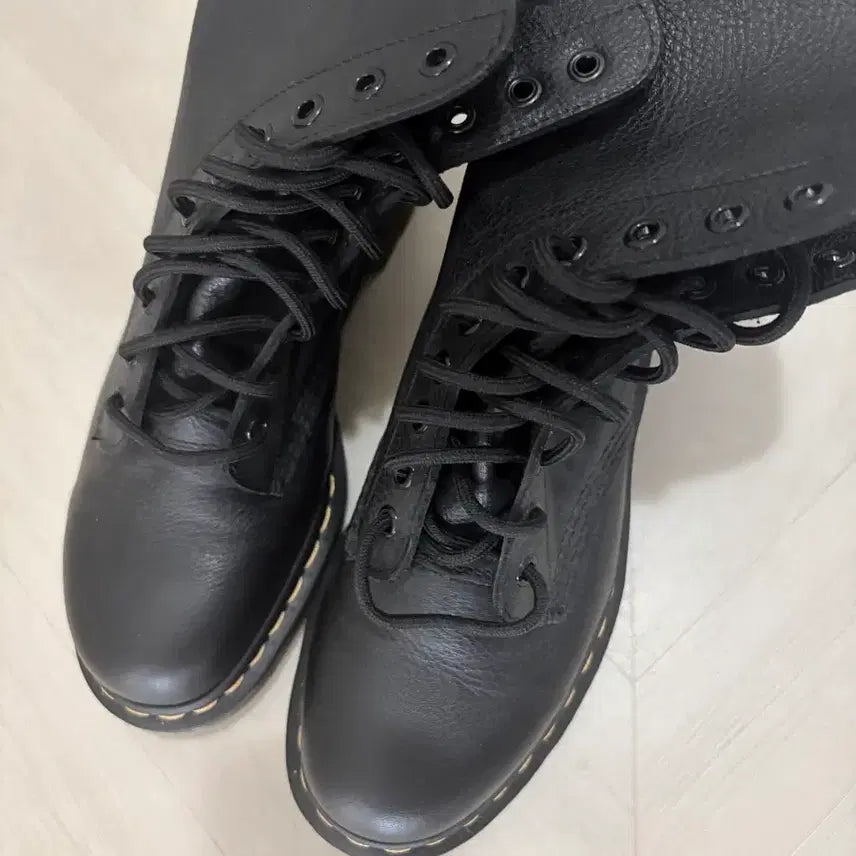 [BUNJANG] Dr. Martens 1490 Black Boots / 닥터마틴 1490 블랙