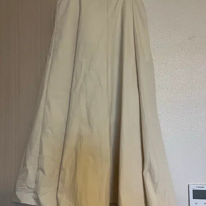 [BUNJANG] Beige Cotton Flare Long Skirt / 프리싸이즈 베이지 코튼 플레어 롱 스커트 (D40)