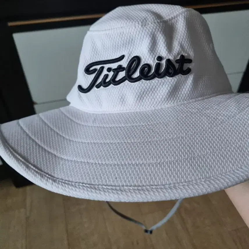 [BUNJANG] Titleist Bucket Hat White / 타이틀리스트 버킷햇 흰색 골프모자