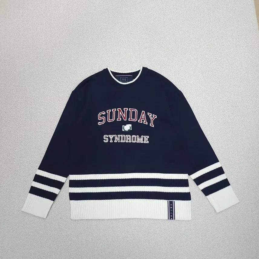 [BUNJANG] Romantic Crown Unisex Knit Sweater Spring/Autumn / (S)로맨틱크라운 남자 니트 스웨터 봄가을 남녀공용 W4717