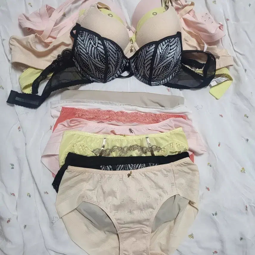 [BUNJANG] Women's Bra and Panty Set / 브라팬티세트