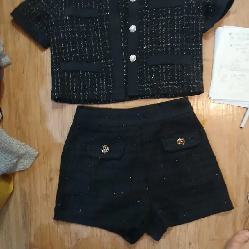 [BUNJANG] Black Tweed Set (Top & Shorts) / 블랙 트위드 세트/55