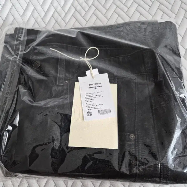 [BUNJANG] Polylater Loose Coated Jean Black / [4] 폴리테루 루즈드 코티드진 블랙