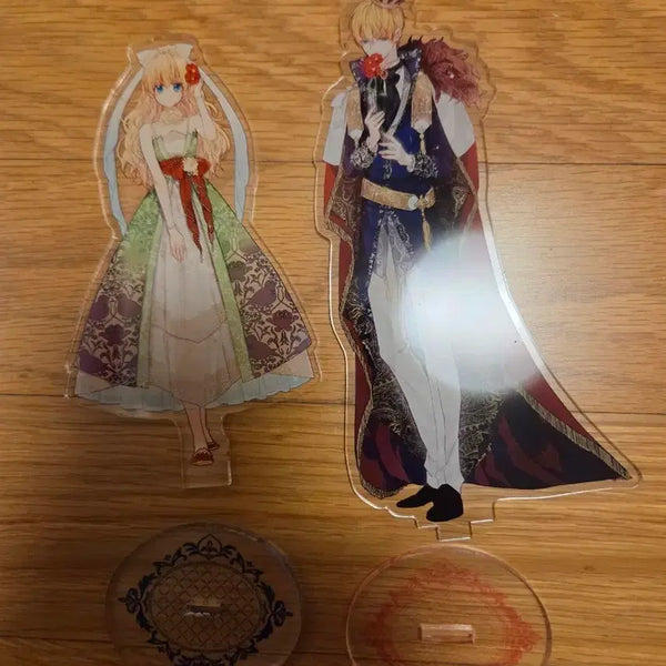 [BUNJANG] Who Made Me a Princess Limited Edition Acrylic Standee Set / 어느 날 공주가 되어버렸다 어공주 한정판 아크릴 스탠드