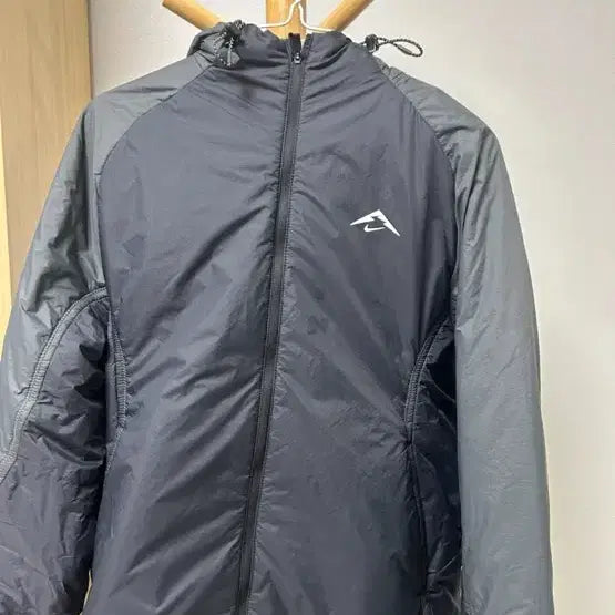 [BUNJANG] Nike Trail Running Lightweight Padded Jacket / 나이키 트레일 러닝 경량패딩