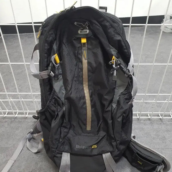 [BUNJANG] Salewa Genuine Hiking Backpack 25L / 살레와 정품 등산배낭백팩 25리터 판매합니다