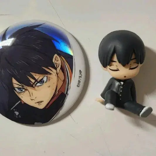 [BUNJANG] Haikyuu!! Kageyama Tobio Figure & Badge Bundle / 하이큐 카게야마 피규어 뱃지 일괄