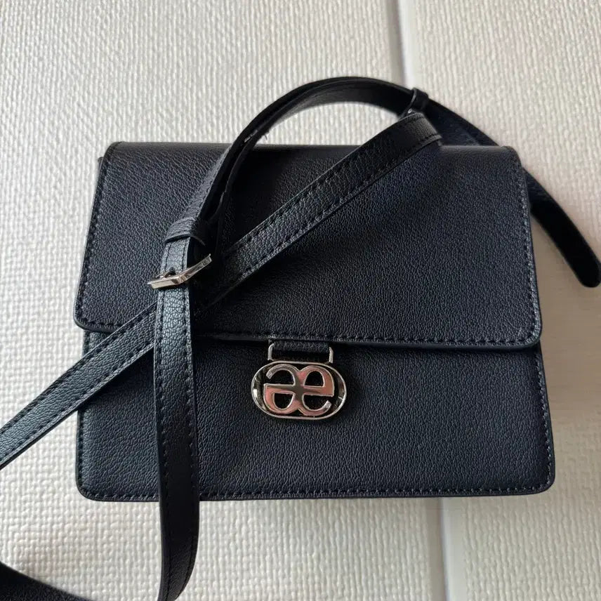 [BUNJANG] Elegance Paris Genuine Leather Mini Crossbody Bag BOSH506A / 엘레강스 ELEGANCE PARIS 르모니에 천연소가죽 미니크로스백 BOSH506A