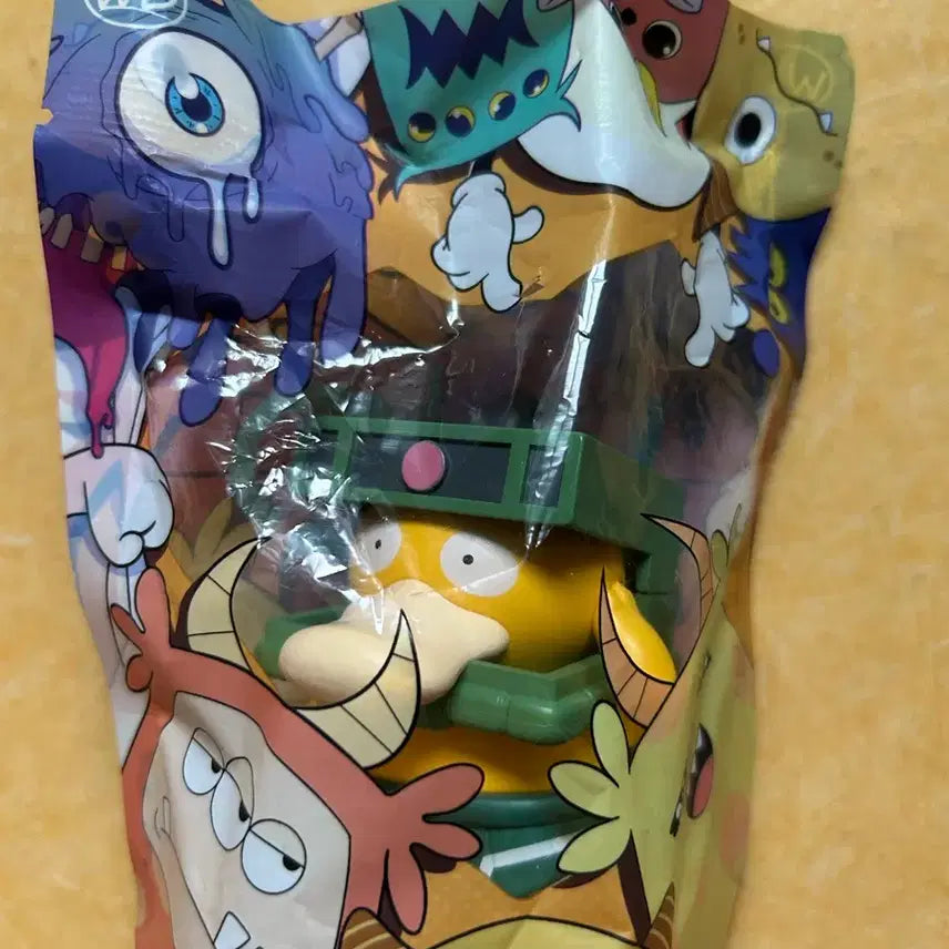 [BUNJANG] Pokemon Psyduck Gundam Figure / 포켓몬스터 고라파덕 건담 피규어