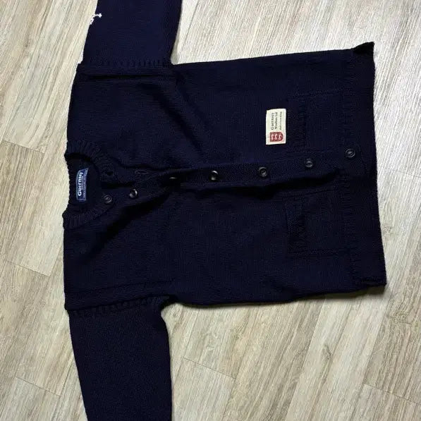 [BUNJANG] Gant Woollens Cardigan (Size 40) / 건지울른스 가디건