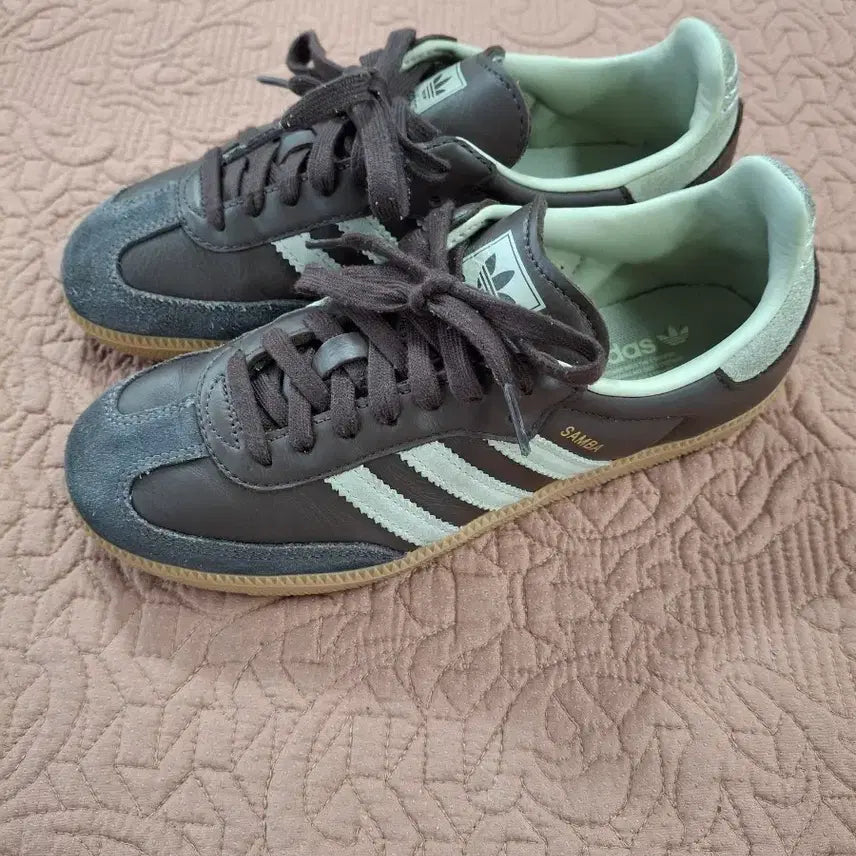 [BUNJANG] Adidas Samba OG Brown/Putty Grey Sneakers / 아디다스 삼바 OG 브라운 스니커즈 운동화 240 [2311]