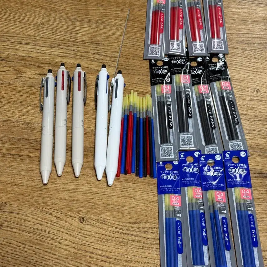 [BUNJANG] Friction Synergy Knock Multi Pen 3-Color 0.4mm Set with Refill Leads / 프릭션 시너지 노크 멀티펜 3색 0.4 5개 및 리필심