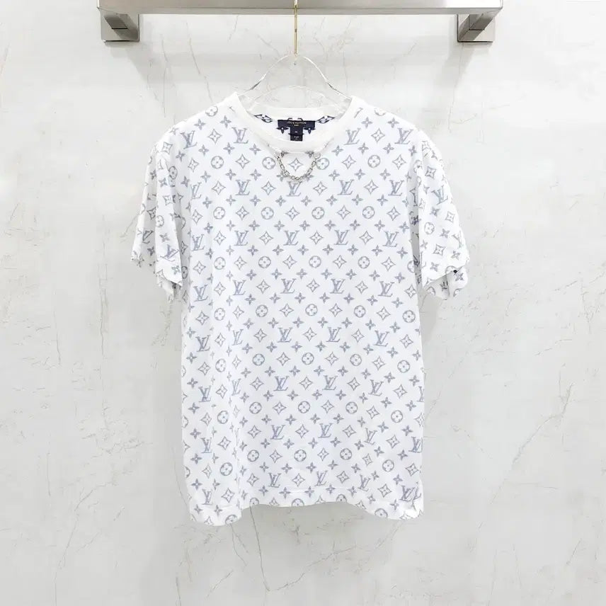 [BUNJANG] Louis Vuitton LV Escale Printed Monogram Short Sleeve T-Shirt / M / 루이비통 LV 에스칼 프린티드 모노그램 반팔 티셔츠
