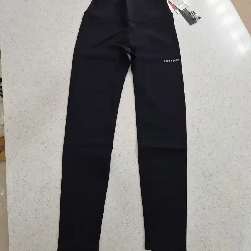 [BUNJANG] XEXYMIX Black Label Signature 360N Leggings (Black) L / 새상품-테그있음)고급)블랙라벨 시그니처 360N 레깅스(블랙)(젝시믹스)(40%할인)
