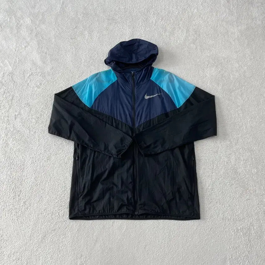 [BUNJANG] Nike Lightweight Running Windbreaker Jacket (L, 100) / L 나이키 경량 바람막이 자켓 러닝 100
