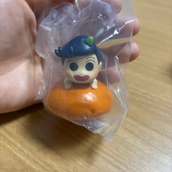 [BUNJANG] Crayon Shin-chan Chulsu Yakgwa Figure / 짱구약과피규어 (철수)