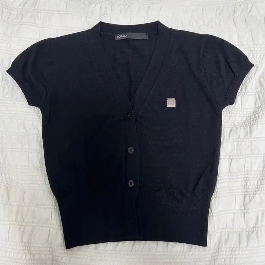 [BUNJANG] Bohemian Seoul Y Symbol Half Cardigan Black / 보헴서 보헤미안서울 반팔니트 Y 심볼 하프 가디건(Y SYMBOL HALF CARDIGAN) / BLACK
