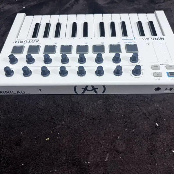 [BUNJANG] Arturia MiniLab MK2 MIDI Controller / 아투리아 미니랩 MK2 미니랩MK2 Arturia MINILAB mkll 판매
