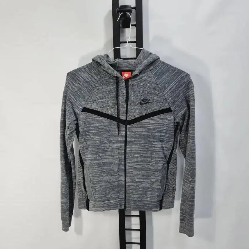 [BUNJANG] Nike Techknit Windrunner Hooded Zip-Up Jacket (Grey/Charcoal, Women's Small) / 나이키 테크니트 윈드러너 후드집업 그레이 차콜 여성 s