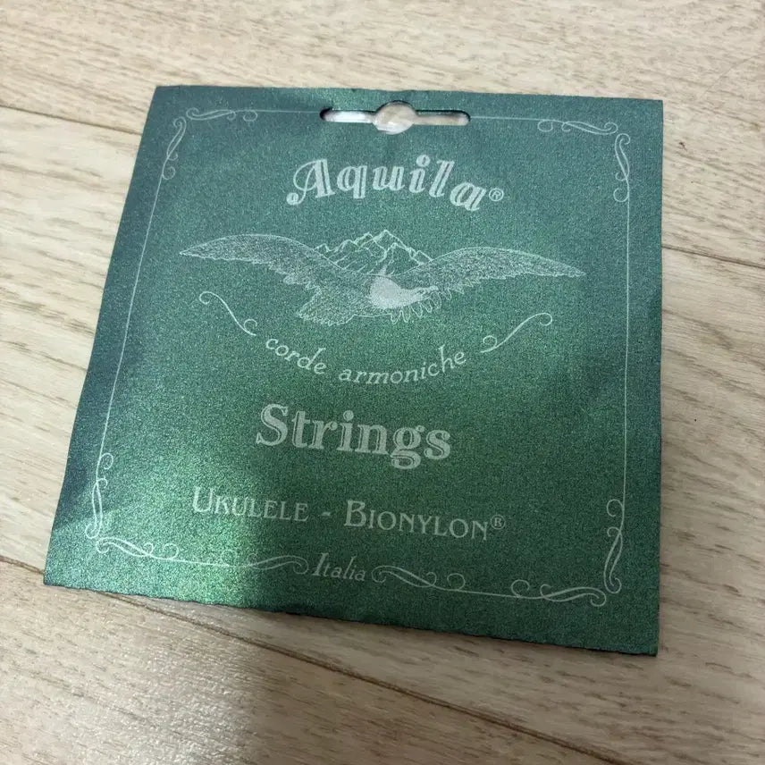 [BUNJANG] Aquila Bionylon Soprano Ukulele Low-G String Set (Sealed) / (미개봉) 아퀼라(Aquila) 바이오나일론 소프라노 우쿨렐레 low-g 스트링 세트