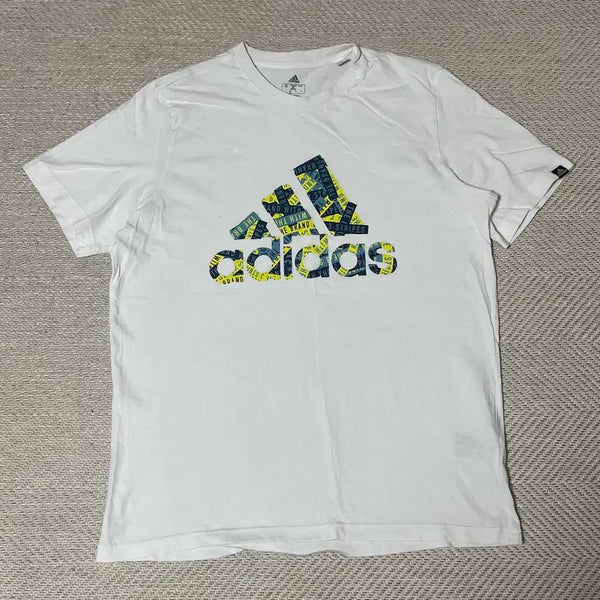 [BUNJANG] Adidas Short Sleeve T-Shirt White Logo Printing (2XL) / (2XL) 아디다스 반팔티 흰색 로고 프린팅