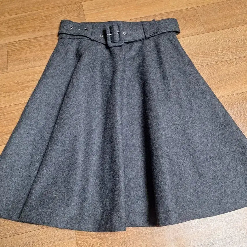 [BUNJANG] Belt Flare Skirt (Gray, M) / (새상품)벨트 플레어 스커트 (그레이, M)