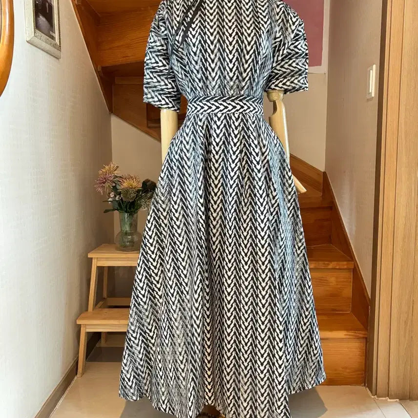 [BUNJANG] VanNzilL Long Dress / VanNzilL