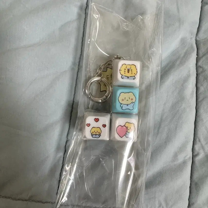 [BUNJANG] Manggeureojin Gom Mang Gomi 4-Keycap LED Keyring / 망그러진곰 망곰이 LED 키캡키링4구