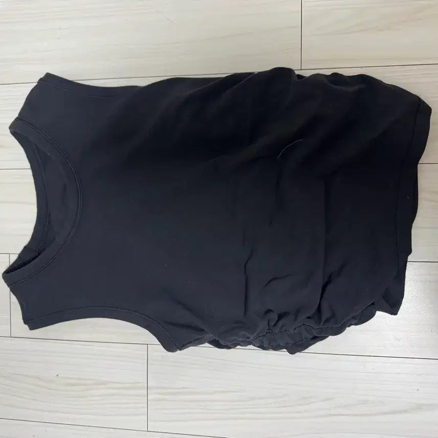[BUNJANG] Lululemon Sleeveless Tank Top Black / 룰루레몬 블랙 민소매