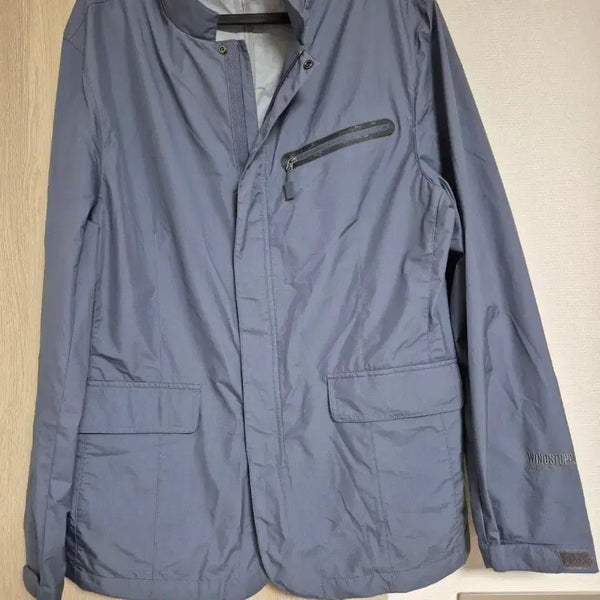 [BUNJANG] Kolon Sport Windstopper Windbreaker Size 110 / 코오롱스포츠 정품 윈드스토퍼 바람막이 110사이즈 판매합니다