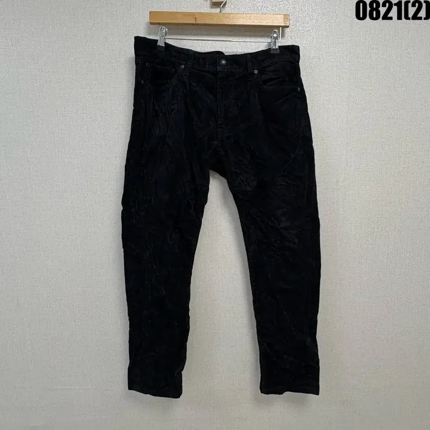 [BUNJANG] Uniqlo Black Corduroy Pants (Size 34) / 유니클로 블랙 코듀로이 팬츠 34