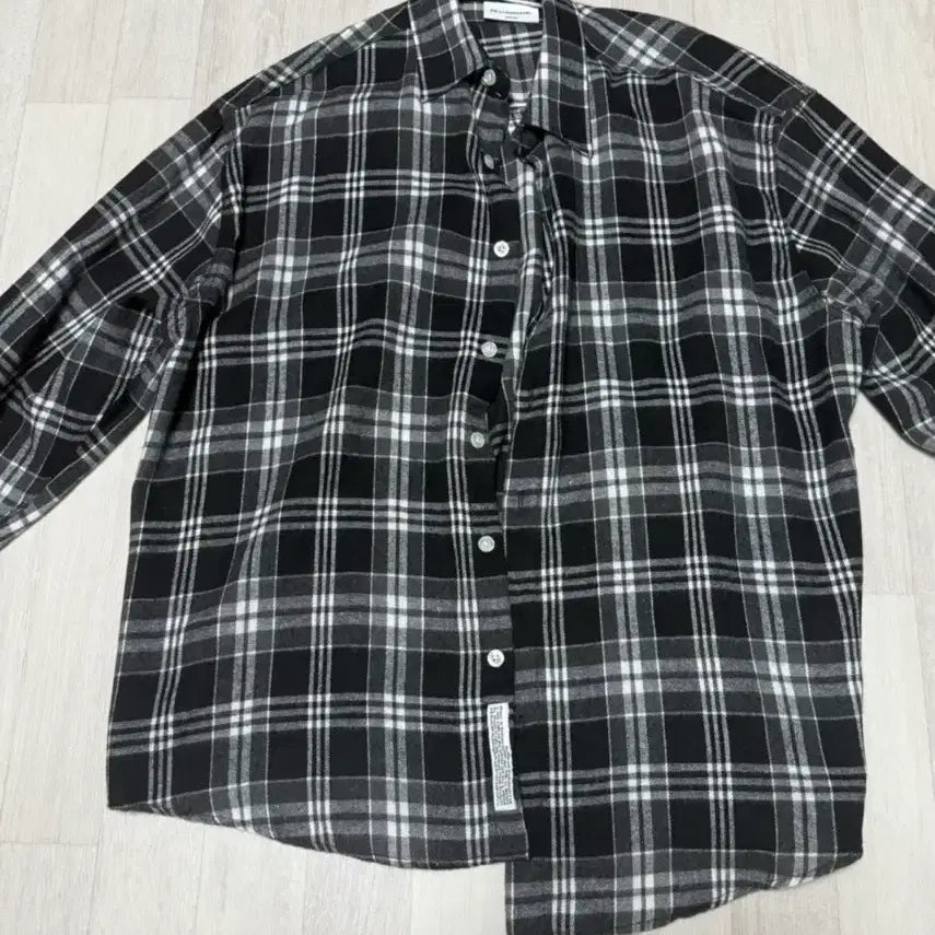 [BUNJANG] Filuminate Checkered Shirt / 체크 남방 블랙 화이트