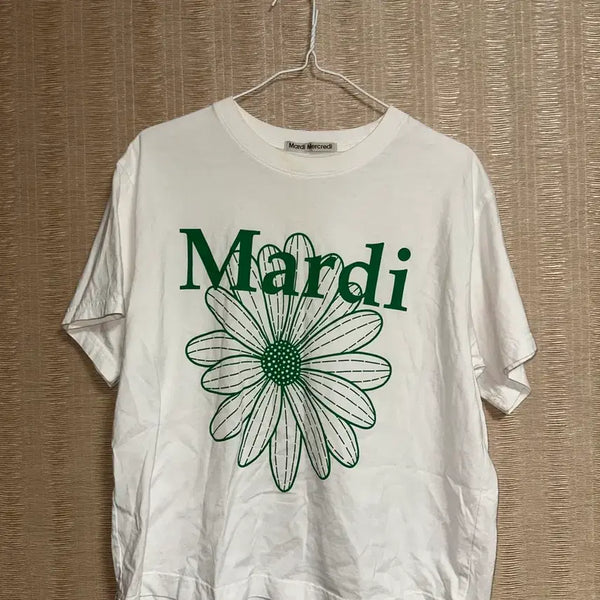 [BUNJANG] Mardi Mercredi Daisy Short Sleeve T-Shirt White / 마르디 메크르니 데이지 반팔티 화이트