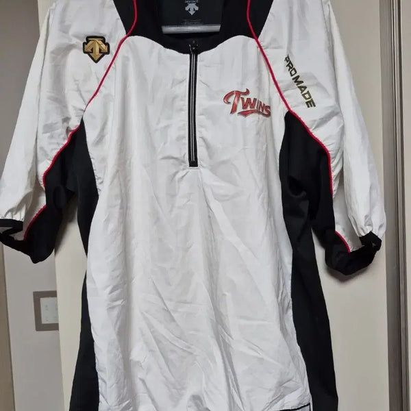 [BUNJANG] Descente LG Twins Baseball Half-Zip Windbreaker - Size 100 / 데상트 정품 LG트윈스 바람막이 반집업 100사이즈 판매합니다