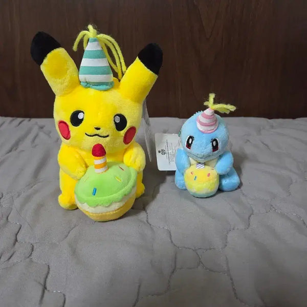 [BUNJANG] Pikachu & Squirtle Birthday Plush Bundle / 피카츄 꼬부기 생일 인형 일괄 판매