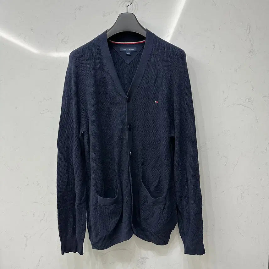 [BUNJANG] Tommy Hilfiger Embroidered Logo Navy Knit Cardigan L / 타미힐피거 자수로고 네이비 니트 가디건 L 100