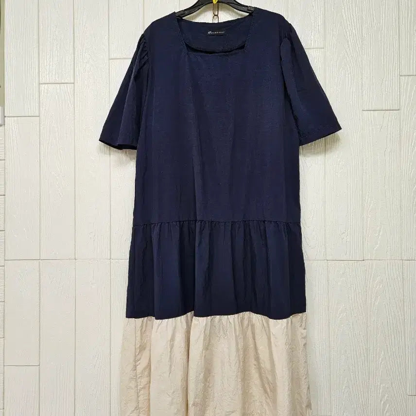 [BUNJANG] Plus Size Navy Color Block Textured Dress / 빅사이즈 네이비배색 바스락원피스