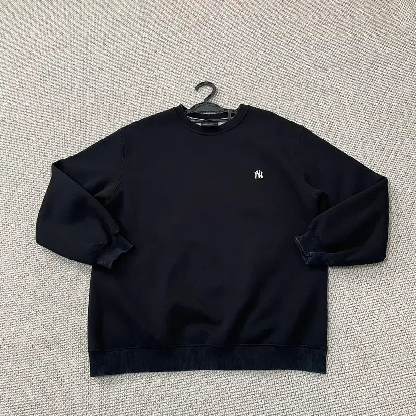[BUNJANG] MLB New York Yankees Fleece Round Sweatshirt / S MLB뉴욕양키즈 기모 라운드 맨투맨 B.5708