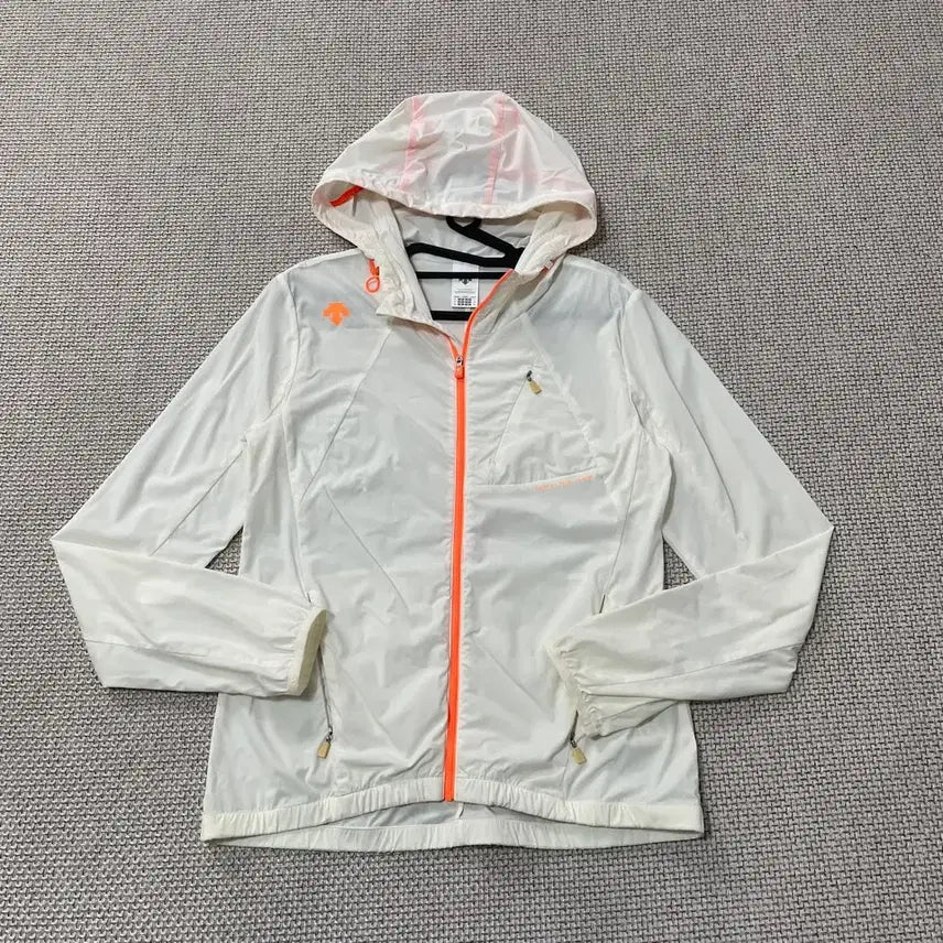 [BUNJANG] Descente Women's Functional Hoodie Zip-up B.7045 / XS 데상트 여성 기능성 후디 집업 B.7045