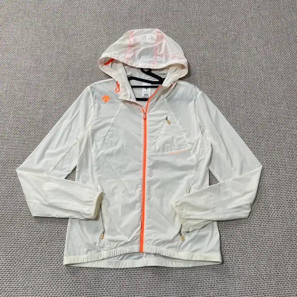 [BUNJANG] Descente Women's Functional Hoodie Zip-up B.7045 / XS 데상트 여성 기능성 후디 집업 B.7045
