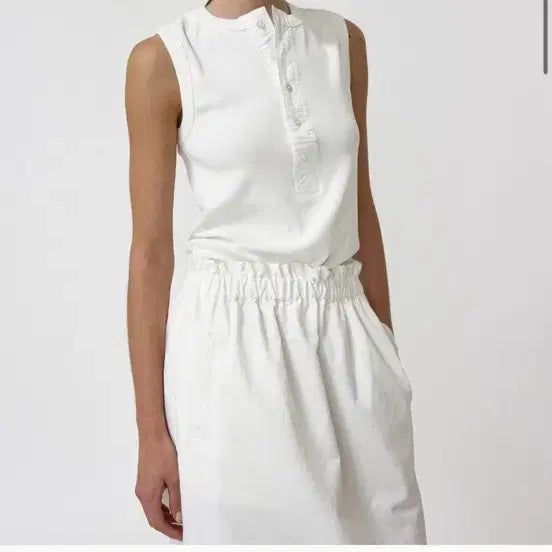 [BUNJANG] Nothing Written Tina Henle Neck Sleeveless White / 낫띵리튼 티나 헨리넥 민소매 화이트